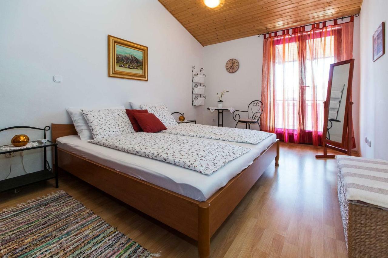 Apartments Faro & Mondo Криквеница Екстериор снимка