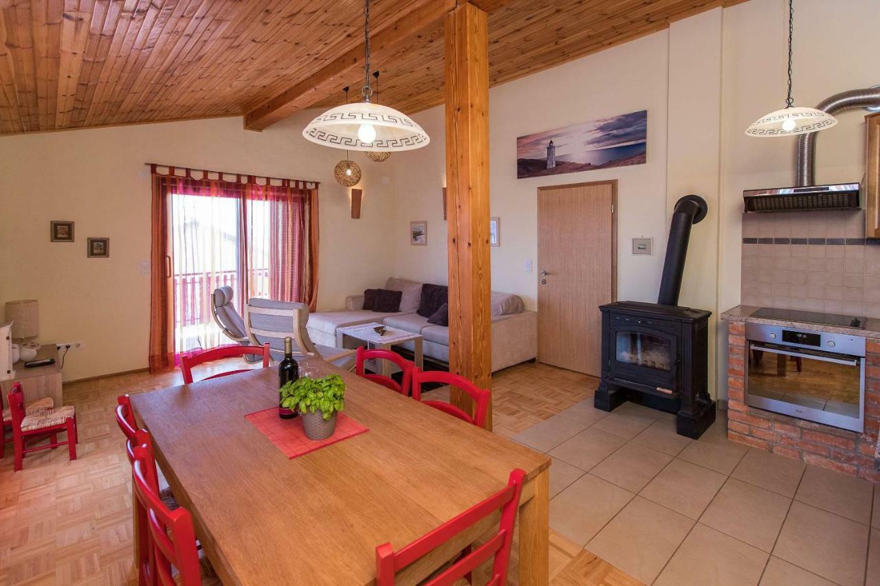 Apartments Faro & Mondo Криквеница Екстериор снимка