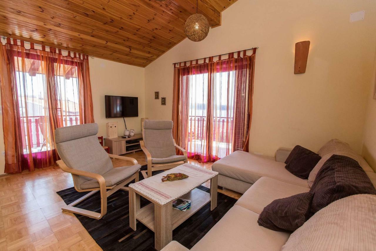 Apartments Faro & Mondo Криквеница Екстериор снимка